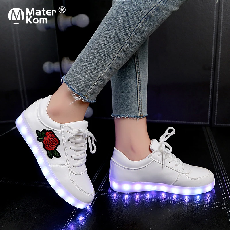 Size 27 42 Kids Usb Lichtgevende Sneakers Voor Meisjes Jongens Vrouwen  Schoenen Met Licht Led Schoenen Gloeiende Sneakers Krasovki met  Backlight|brand purse|purse brandwomen wallets card holder - AliExpress
