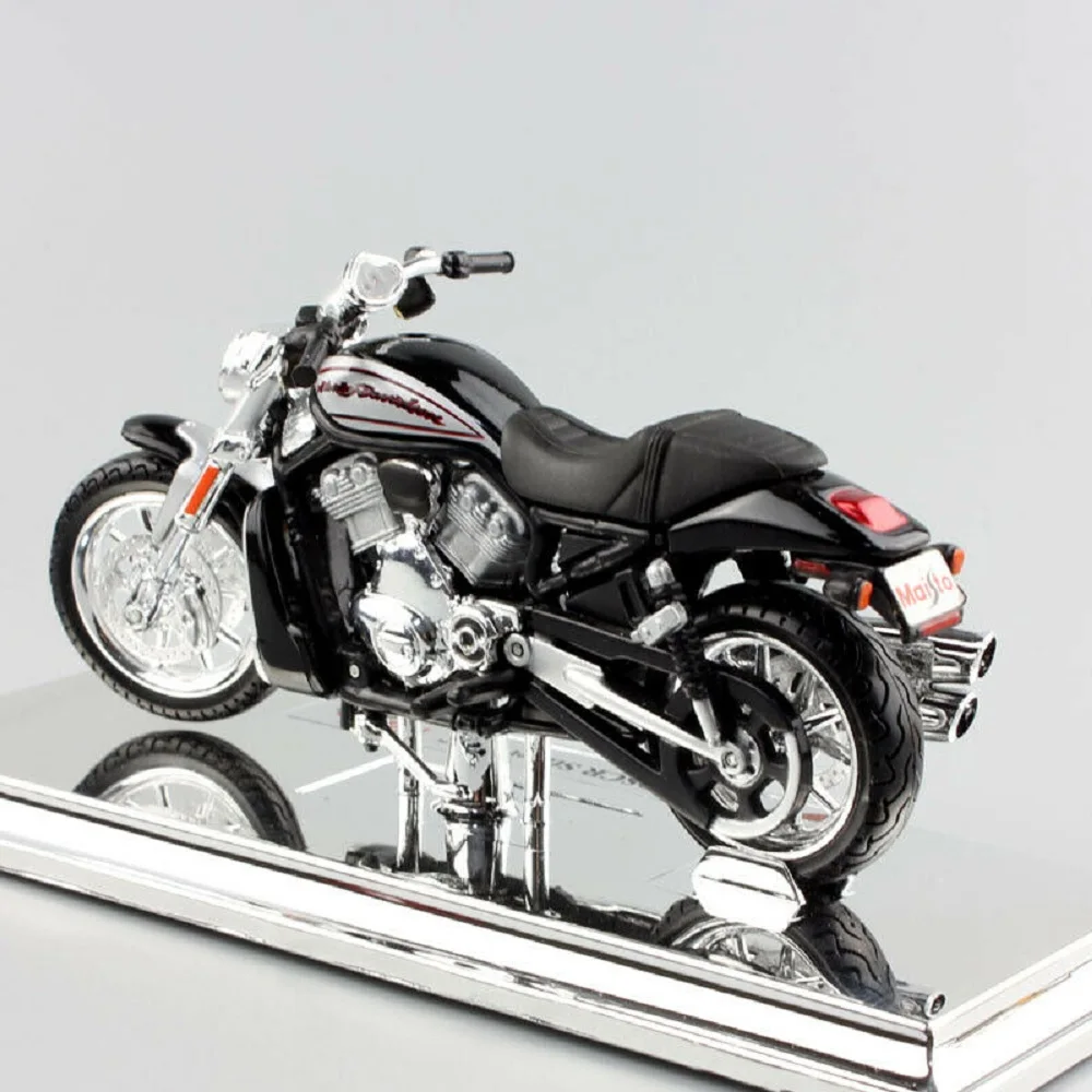 Details about   1:18 Maisto Harley Davidson 2006 VRSCR Street Rod Bike Motorcycle Model Toy 
