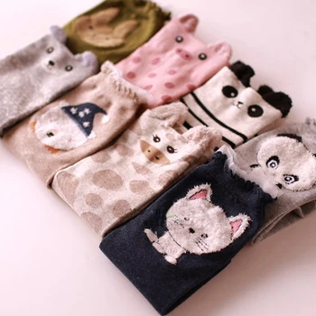 

Cute Women Autumn Winter Women Sock Lovely 3D Ears Animal Women Panda Brear Pig Giraffe Cartoon Socks Cotton Socks For Women