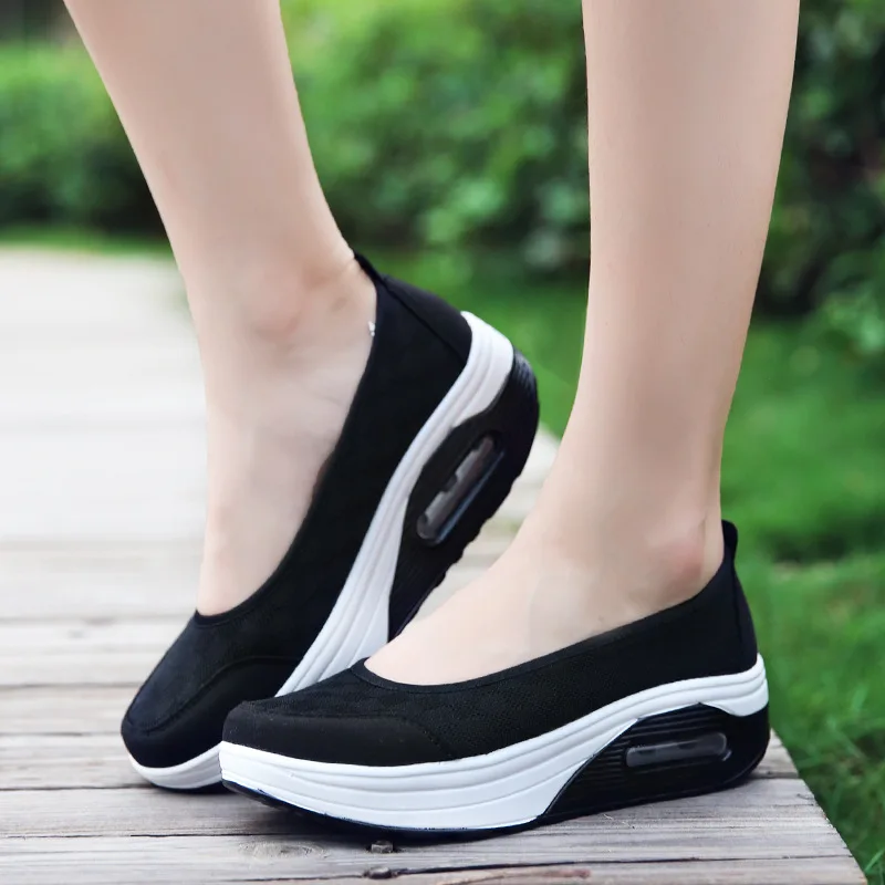 

2019 Spring And Summer New Style Women's Flower Mesh Air Cushion Thick Bottomed Extra High Sports Casual Low-Cut Shake WOMEN'S T