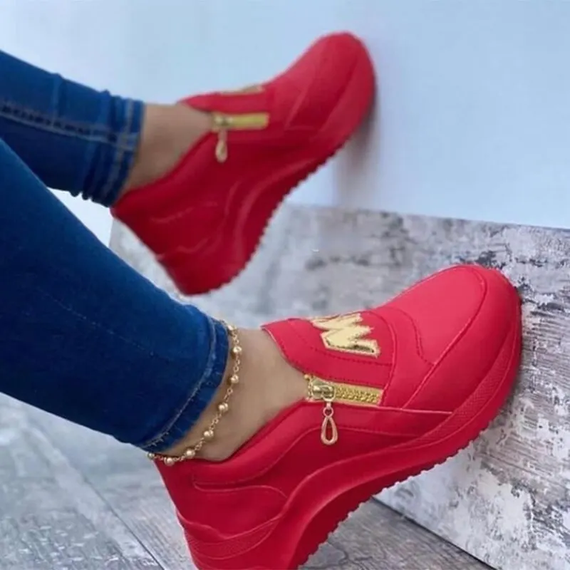 Zapatillas de deporte con cuña negra para mujer, zapatos de plataforma con suela gruesa, a la moda, antideslizantes, informales, coreanos, vulcanizados, Primavera