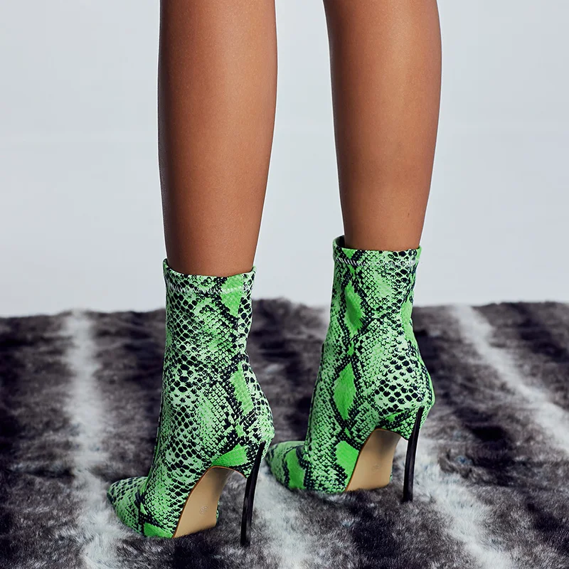 

2019 Women Green Boots 12cm High Heels Ankle Fetish Boots Plus Size 42 Winter Boots Stiletto Snake Skin Serpentine Scarpin Shoes