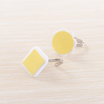 

Strong Adhesive Hook Small Number Strong Hook White Cartoon Sticky Iron Hook Single in Bulk-