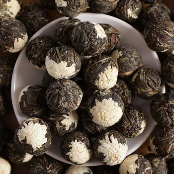 

Yunnan Pu'er Tea Raw Tea 2019 White Florists Chrysanthemum Handmade Flower Tea Dragon Ball Mini Compressed Mini Puer Tea