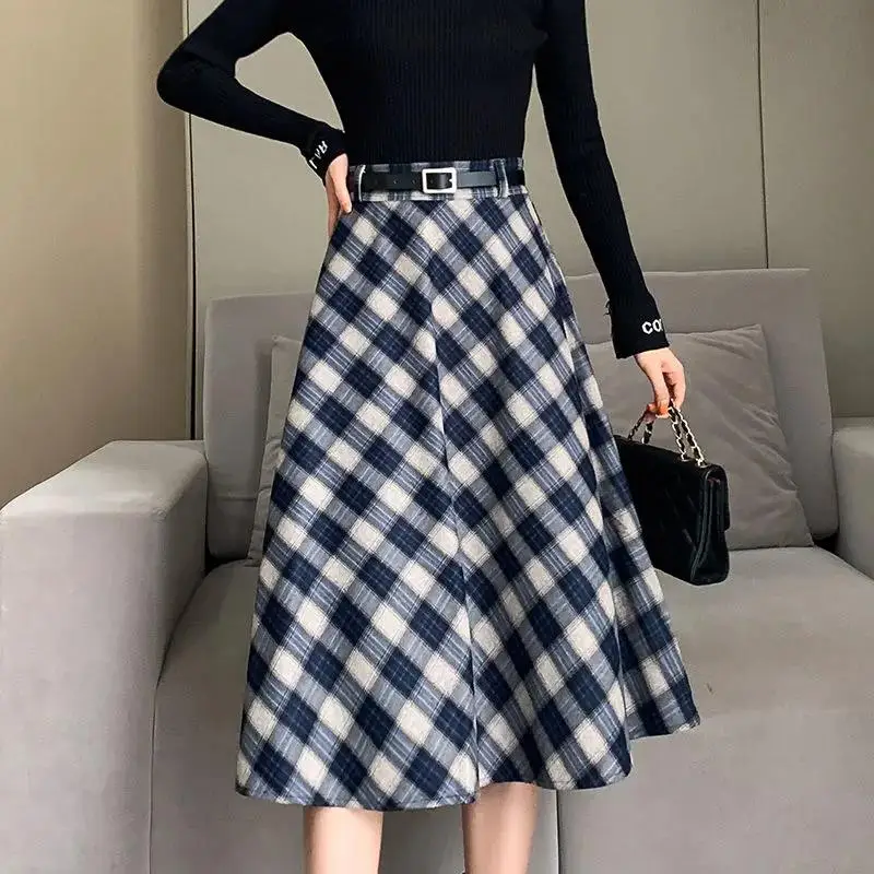 

2022 autumn new Womens High Waist Japanese Harajuku Autumn Midi Skirt lady A-line Plaid Warm wool Skirt Flare Thick Long Skirts