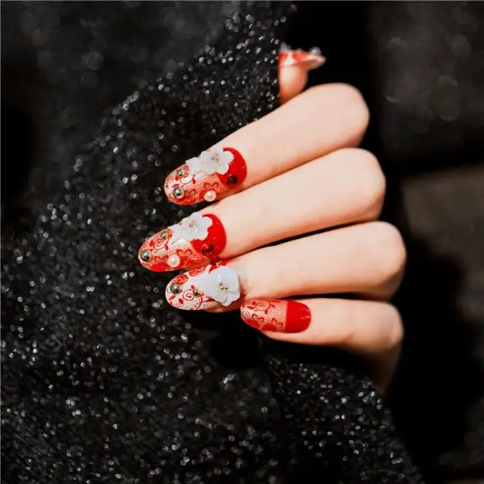 24pcs/set Pre Design Exquisite 3D Flowers Artificial Nail Tips with glue for Bride Wear Detachable Fake Nails with Back Sticker