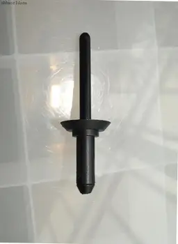 

Shhworldsea Free shipping 100pcs Nylon Black Blind Rivet Panel Range: 0.8-4.0mm For Chrysler 4630088