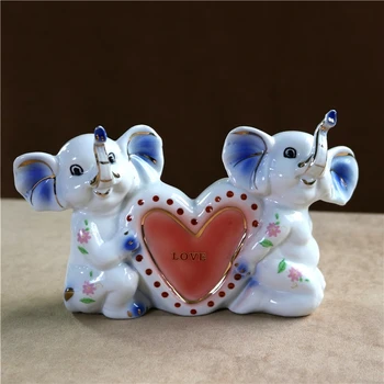 

Porcelain Honeymoon Couple Elephant Sculpture Decorative Tabletop Ceramics Elephant Lovers Statue Sweet Love Ornament Gift Craft