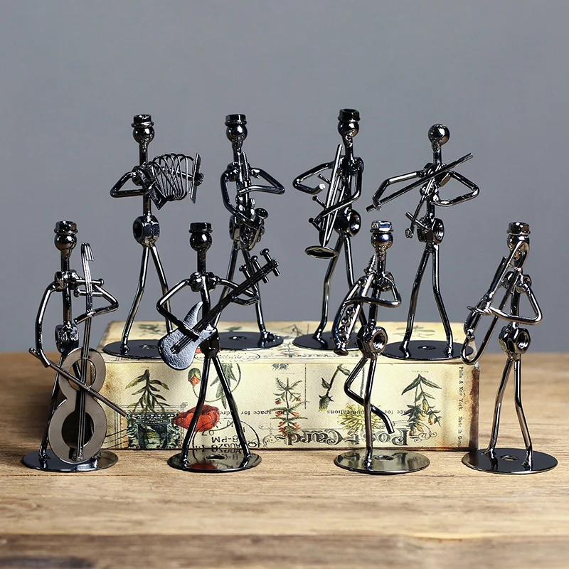 

Metal band man furnishing articles old household ornaments, antique, wrought iron decoration decorative accessories Easter gift