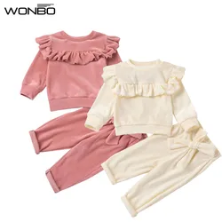 Tenue de printemps en velours pour bébés filles, ensemble 2 pièces, tenue chaude en velours lisse, col rond, à volants, haut à taille élastique, pantalon à nœud papillon, vêtements pour enfants 