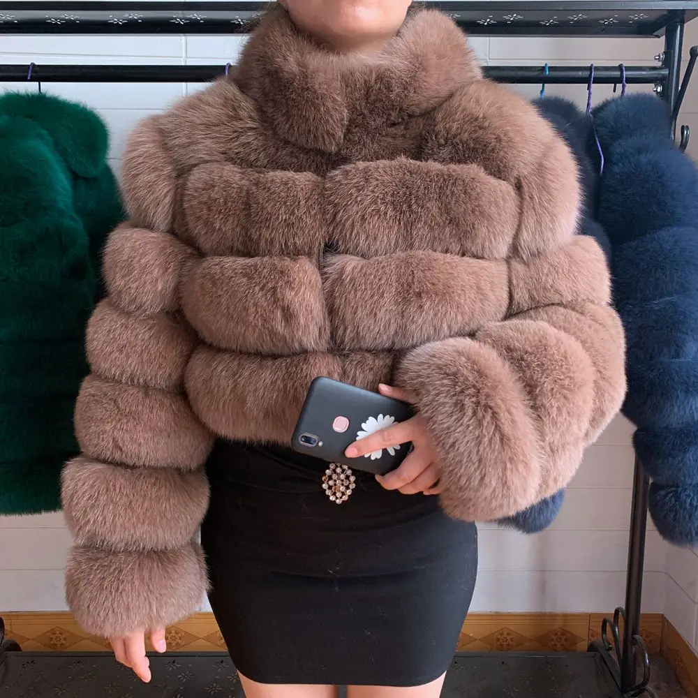 2021 New arrival real fox fur long sleeve collar women winter short coat Fashion model High quality fox fur coat women's down coats & jackets