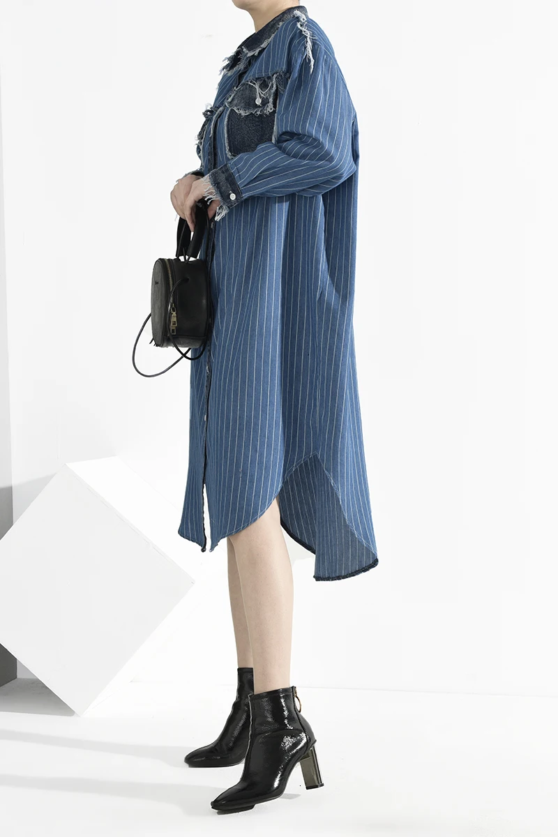 [EAM] женское Синее джинсовое платье-рубашка в полоску большого размера, новинка, с отворотом, с длинным рукавом, свободный крой, модная одежда, весна-осень, A282