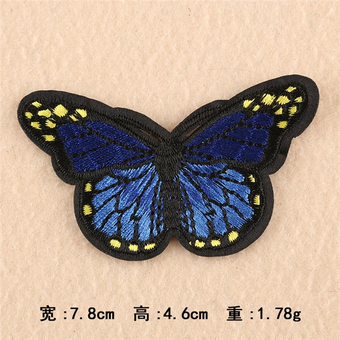 10881222435_1889361900