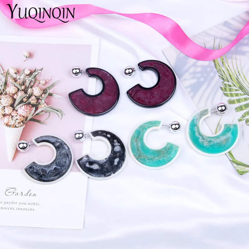 

Big Earrings for Women Vintage Elegant Charm Resin Acrylic Boho Drop Earrings Trendy Earring Ladies Fashion Jewelry Statement