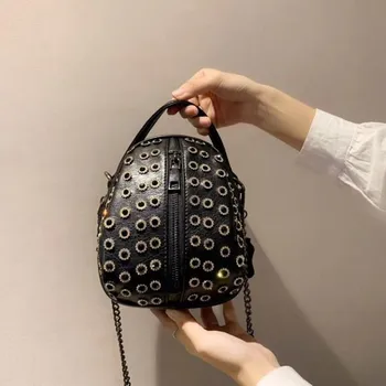 

bags for women 2020 trend exquisite shell bag flower diamond chain girl wild diamond female bag casual chain mobile phone bags