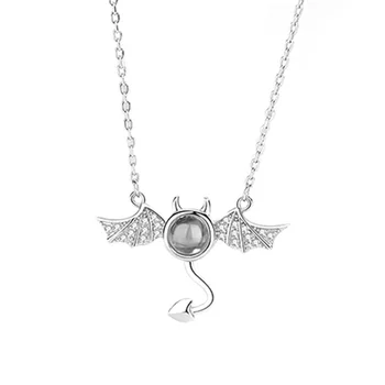 

Sterling Silver Diamond Necklace Female Same Projection Clavicle Chain Love Memory Net Red Jewelry