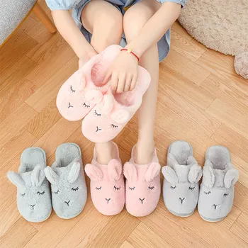 

2019 Winter Woman Flat Shoes Couple Slippers Warm Home Plush Soft Cute Cartoon Female Slip On Shoes Casual Ladies New Hot