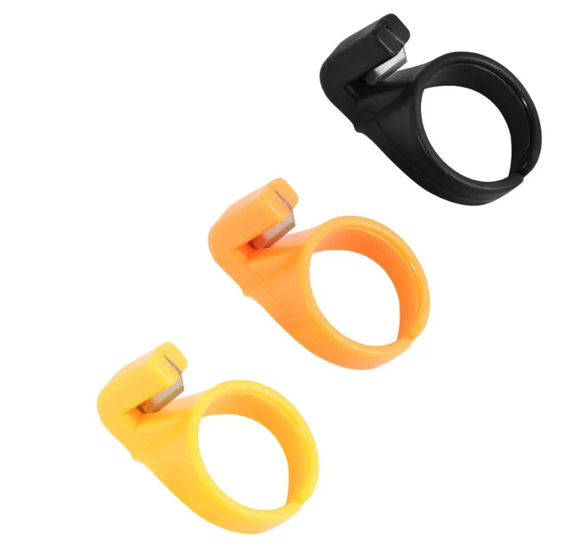 Description Picture 3 of item2Pcs New Finger Blade Needle Craft Home Plastic Thimble Sewing Ring Thread Cutter DIY Household Sewing Machine Accessory 7YJ327