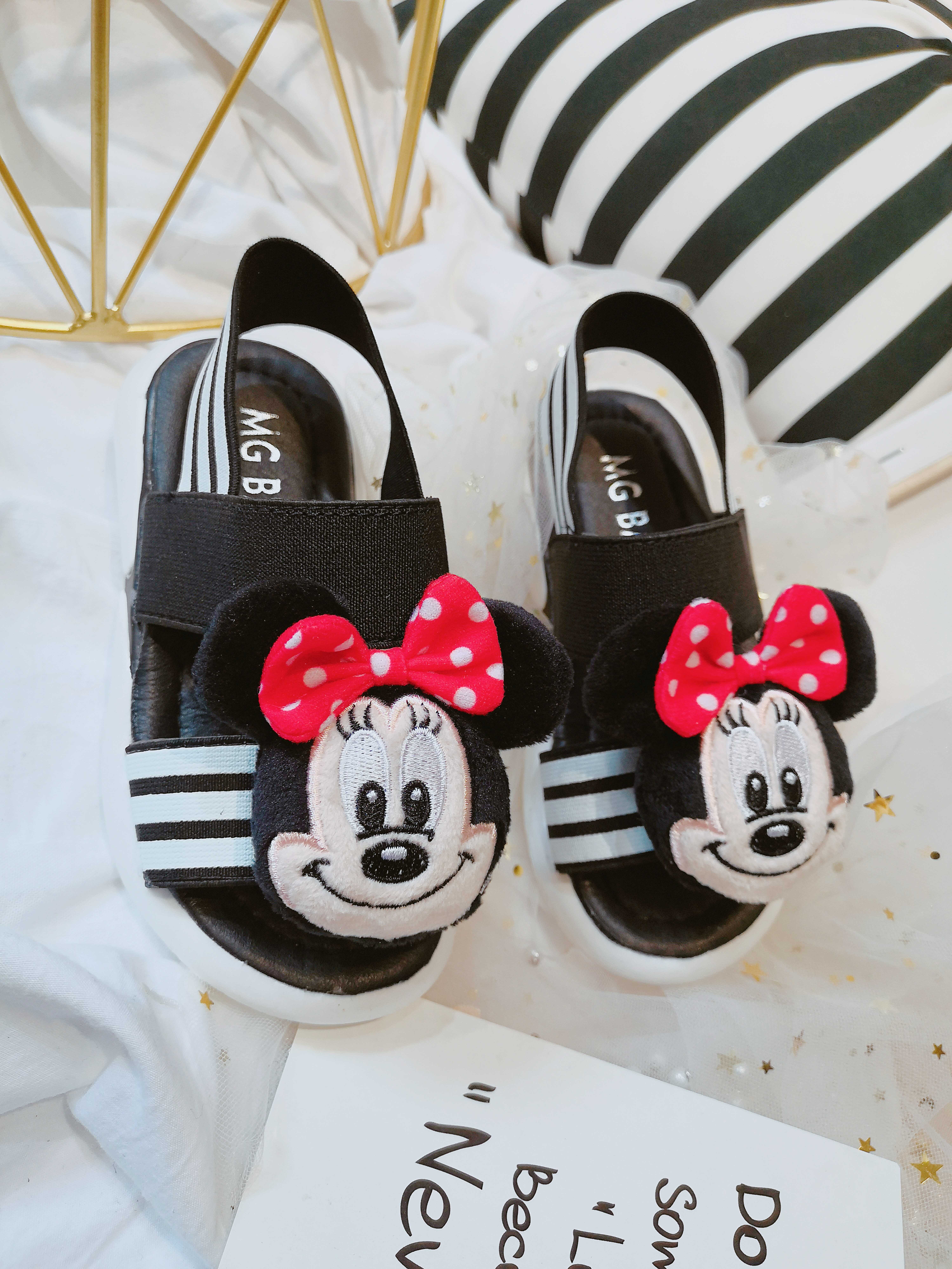 Disney детская с рисунком Минни и бантом тапочки на нескользящей мягкой подошве сандалии для девушек сандалии на каждый день для девочек, детские сандалии