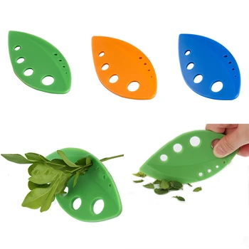 

Kitchen Multifunctional Vegetable Peeler Onion Slicer Magic Cutting Onion Scraper Blade With Protective Cover Shredder Cutter