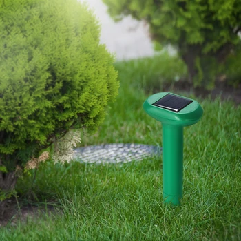 

New Outdoor Solar Powered Sonic Mole Mouse Repeller Animal Ultrasonic Mice Voles Snake Rodent Animal Repellent Keep Animal Awa