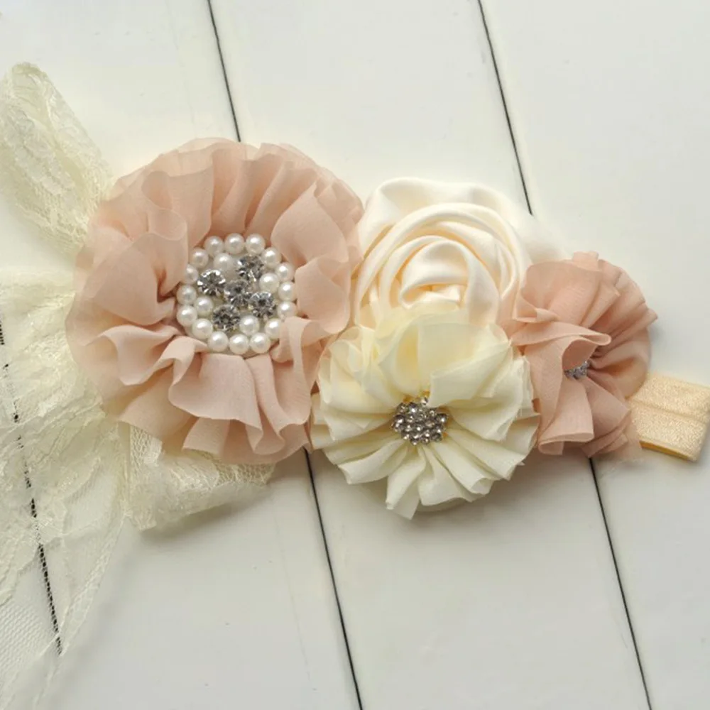 Fascia Capelli Bambina Con Fiori Di Perle E Pizzo - Morbida Ed Elastica Per Neonati E Bambine - Foto 5