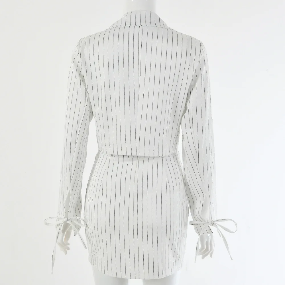 11663245039_2020384570