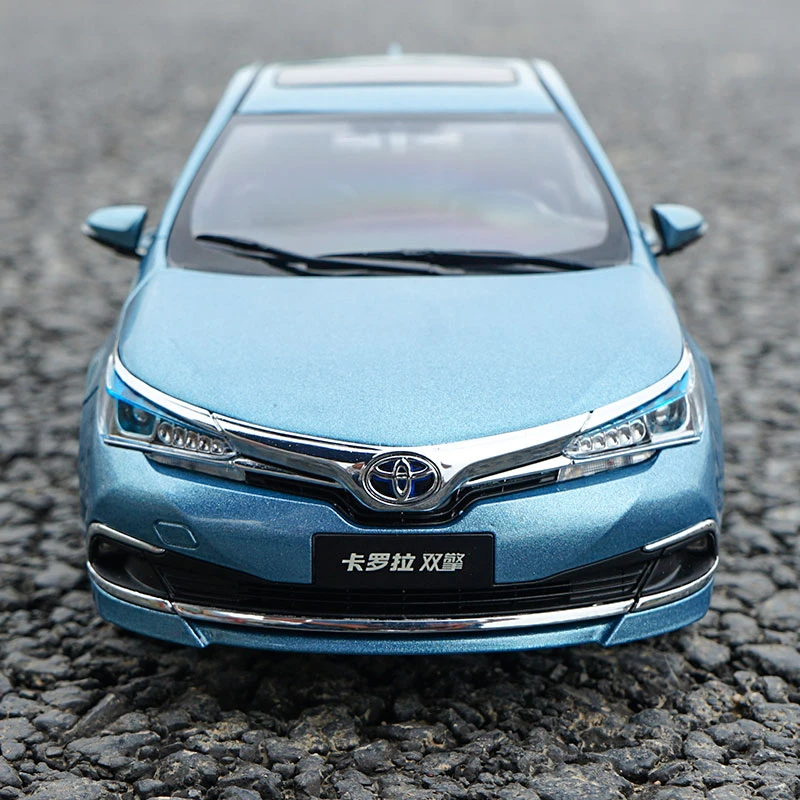 Diecast 1/18 Scale Toyota Corolla Model 