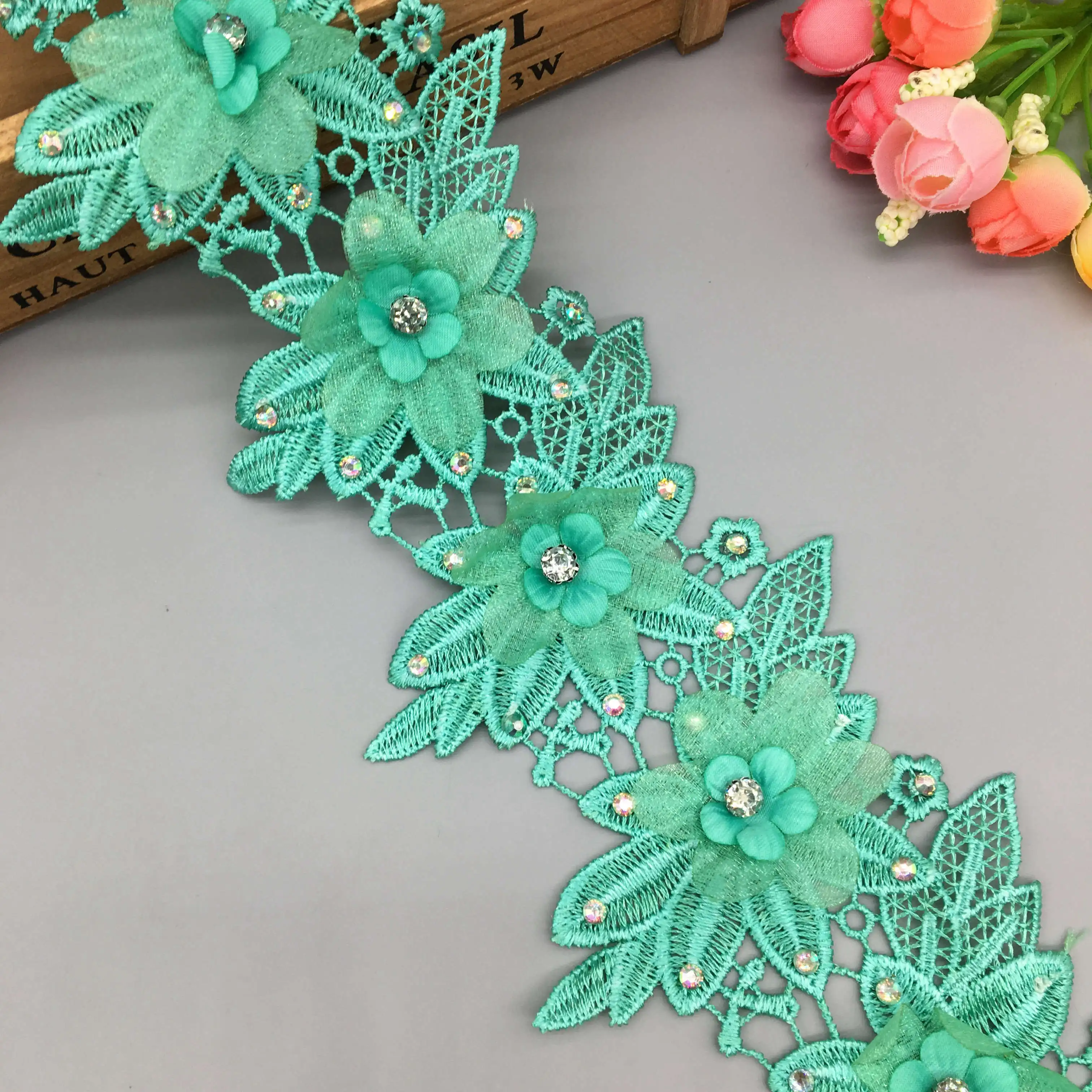 1 ярд темно-зеленый 3D крылья Форма жемчуг стразы цветок кружевная отделка ткань