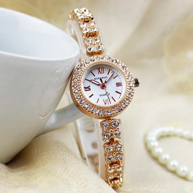 

New High-end Fashion Ladies Diamond Bracelet Table Exquisite Unique Ladies Roman Digital Bracelet Table Relogio Feminino
