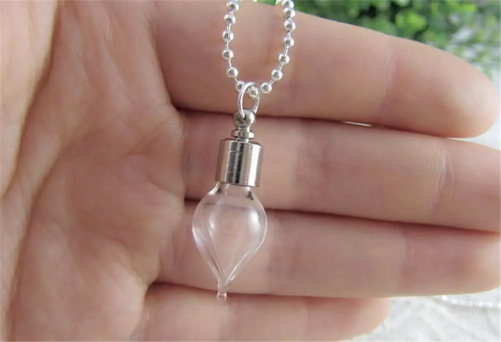 9 Styles Mini Glass Bottle Pendant 