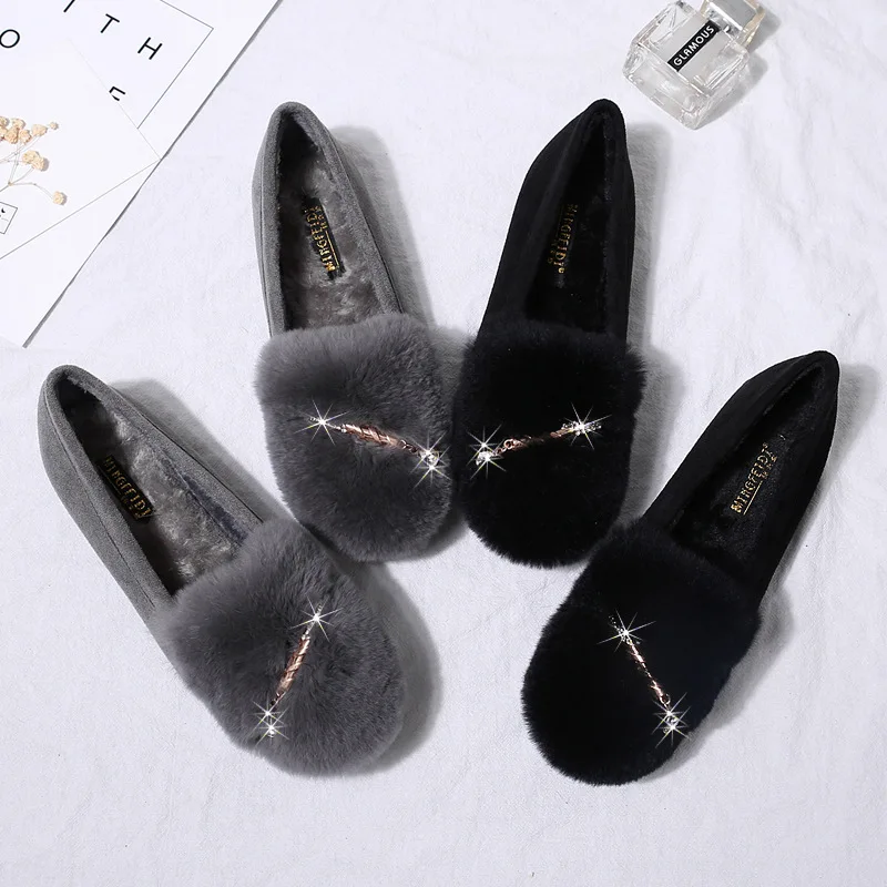 

Woolen shoes female winter wear 2019 new flat bottom rabbit fur plus velvet Women Plus Velvet Warm Cotton Hairy Scoop Shoes
