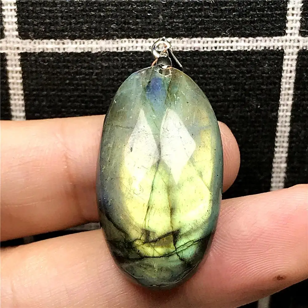 

Top Natural Yellow Light Labradorite Pendant Jewelry For Women Lady Man Crystal 31x17x10mm Beads Egg Shape Moonstone Stone AAAAA
