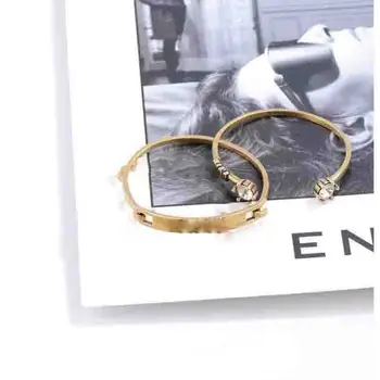 

Vintage Brass Letter Three-piece Bracelet Female Zircon Inlaid Three Layers Wearing Net Red Ins Same Paragraph