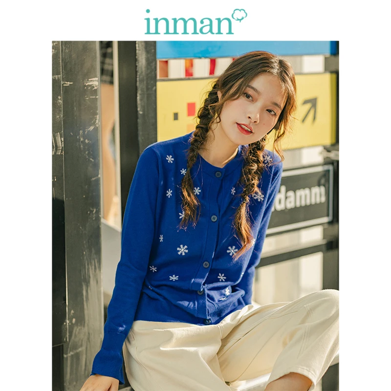 

INMAN 2019 Autumn New Arrival Cute Embroidery Literary All Matched O-neck Flare Sleeve Women Cardigan