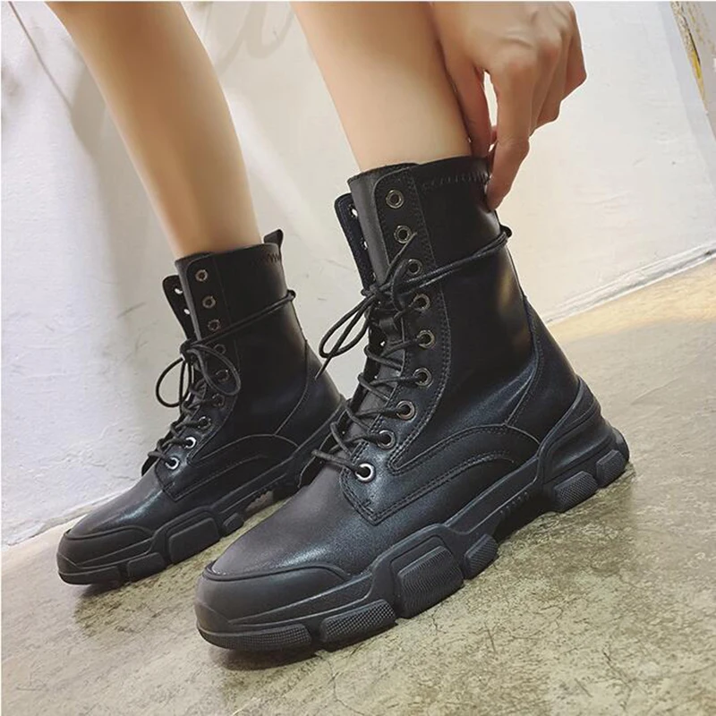 

2019 Autumn New Women Boots Locomotive Handsome Net Red Boots Dancing Tide Short Boots Female Fashion Female Boots Size 35-39