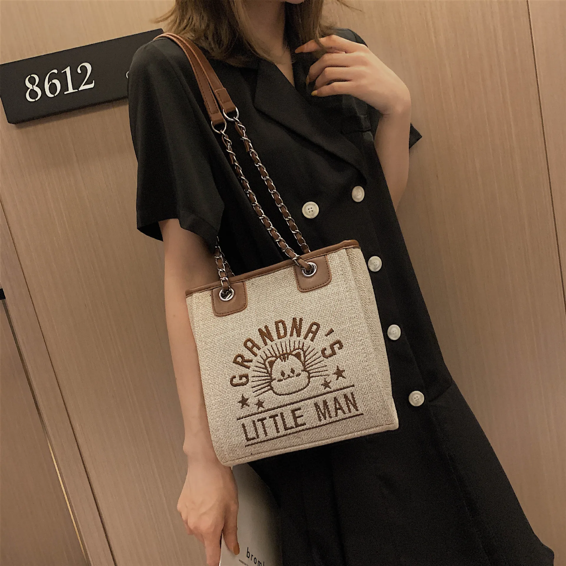 Большая вместительная сумка женская осень 2019 новая на плечо с цепочкой большая