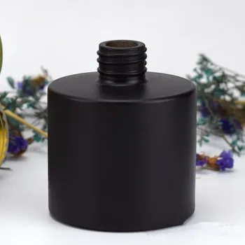 

5pcs Aromatherapy Black Glass Bottle Rattan Fragrance Diffuser no fire Perfume Bottle Scent Volatilization Black for Home Decor