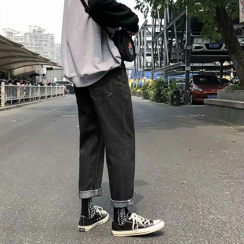2020 spring and summer new jeans men's loose straight casual pants Korean wild wide leg long pants trend 2020 spring and summer new jeans men's loose straight casual pants Korean wild wide leg long pants trend