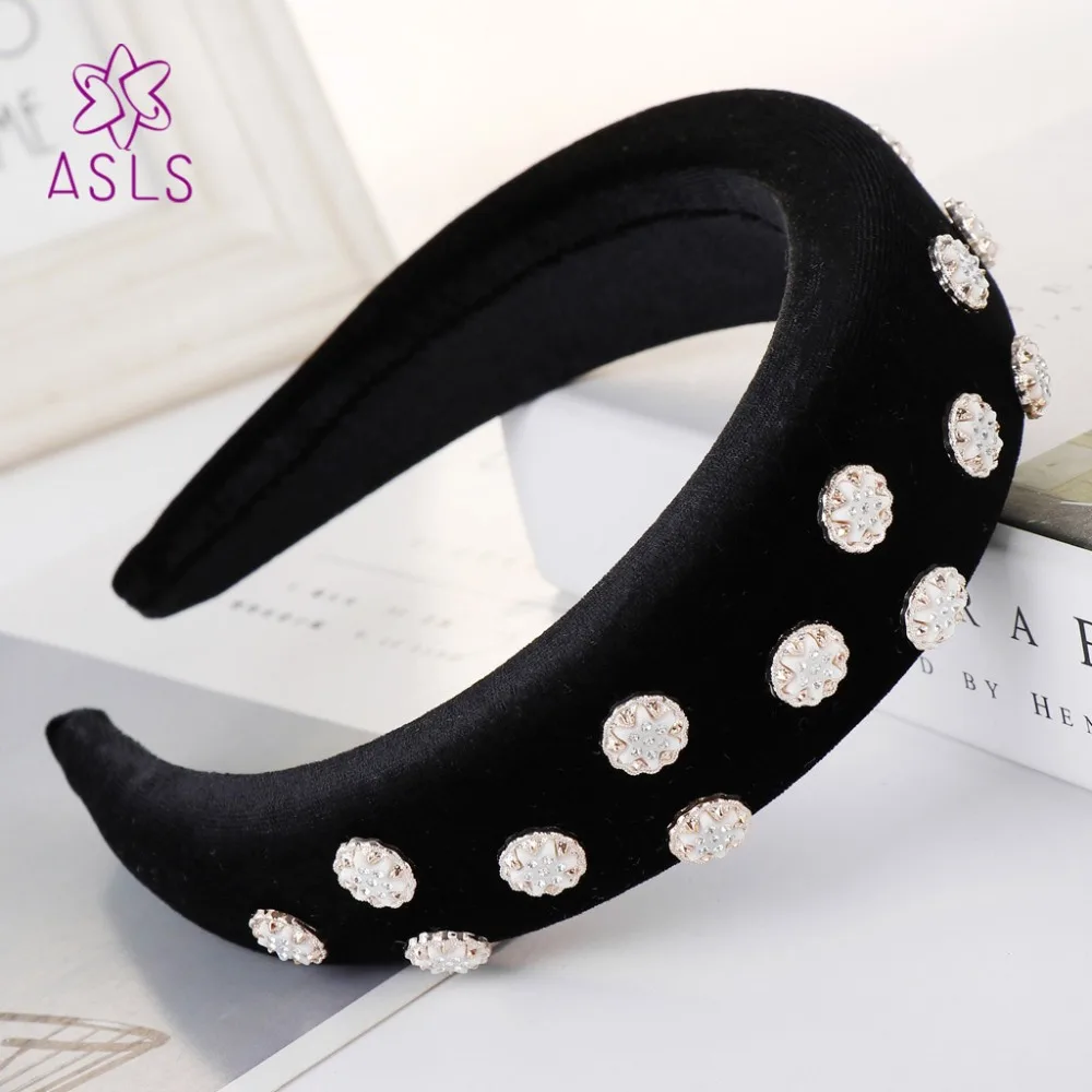 11528503572_1270434164