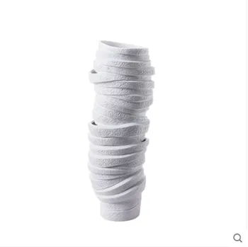 

Simple modern minimalist model room living room white ceramic stack flower embossed fine grain vase