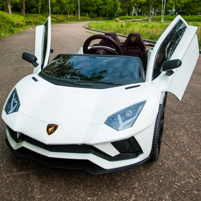 Детский электромобиль четырехколесный двойной автомобиль с дистанционным