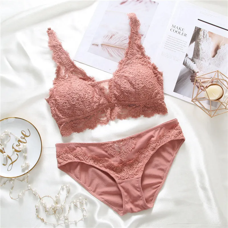 Brick red Sexy Mesh Embroidery Bra Set Eyelash Lace Underwear without Stones Vintage Set Lingerie Thin Cup Wireless Bra For Women - Цвет: Brick red