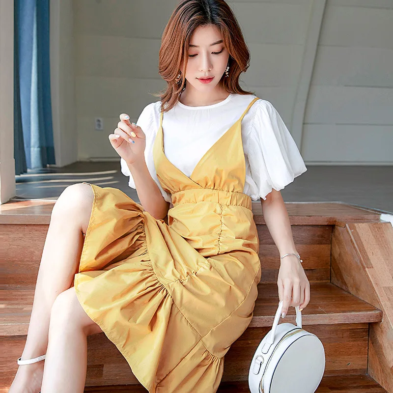 

Set 2019 Summer New Style Elegant Loose-Fit WOMEN'S Top + Slimming Waist Hugging Strapped Dress Two-Piece Set