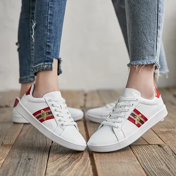 

Couple Shoes Women Men Sneakers Fashion Embroidered Shoes Bee Shoes Men Sneakers Casual Shoes Zapatos De Mujer