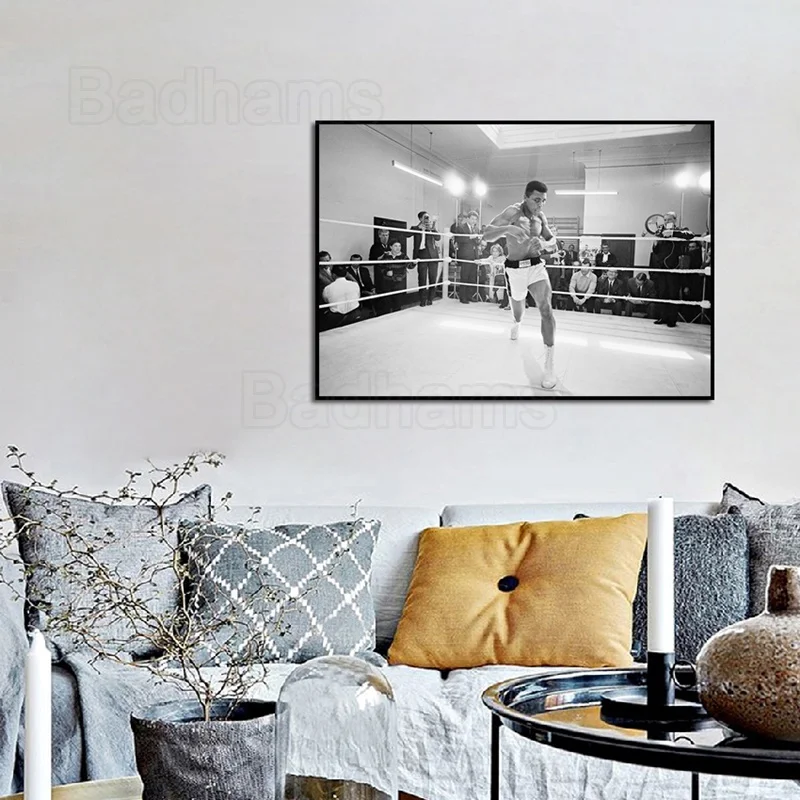 Canvas Painting Character Boxing Ring Match Reporter Flash Lens Picture Printing Boxing Lovers Room Decoration Poster