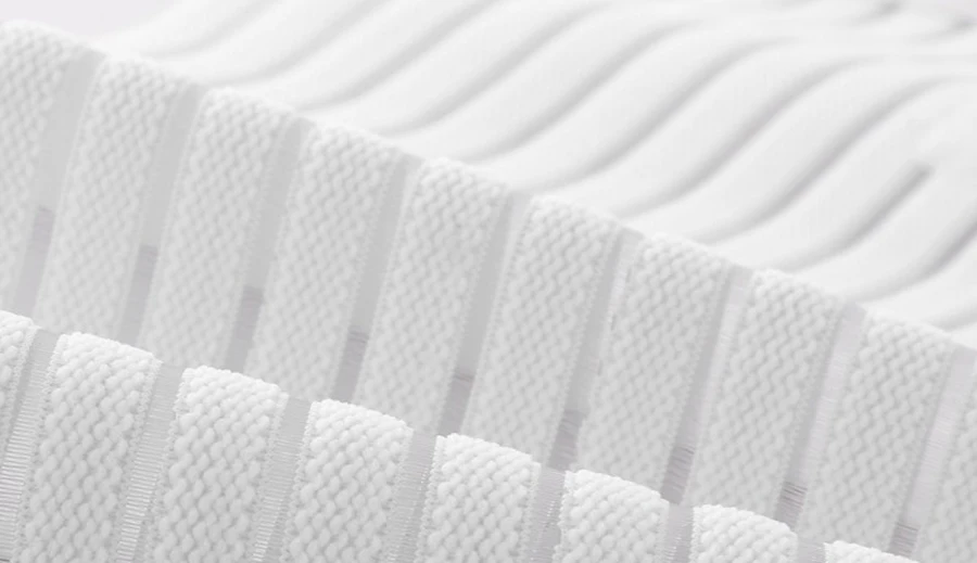 9340583824_1289388994