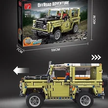 Green off-road vehicle T2005 883 Pces small particle assembly building blocks model car, decorative building blocks