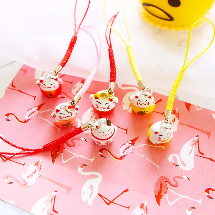 

Small pottery clay cat copper bell hanging ornaments hand-painted ceramic handicraft jewelry key buckle bag hanging pieces