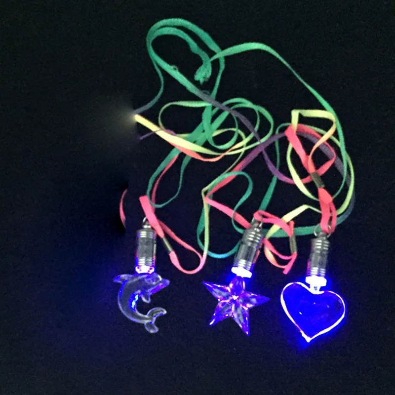 Led Blue Magnetic Light Charm Pendant Necklace Christmas Birthday Dancing Party Gift Men Women Bar Supplies Glow In The Dark (2)